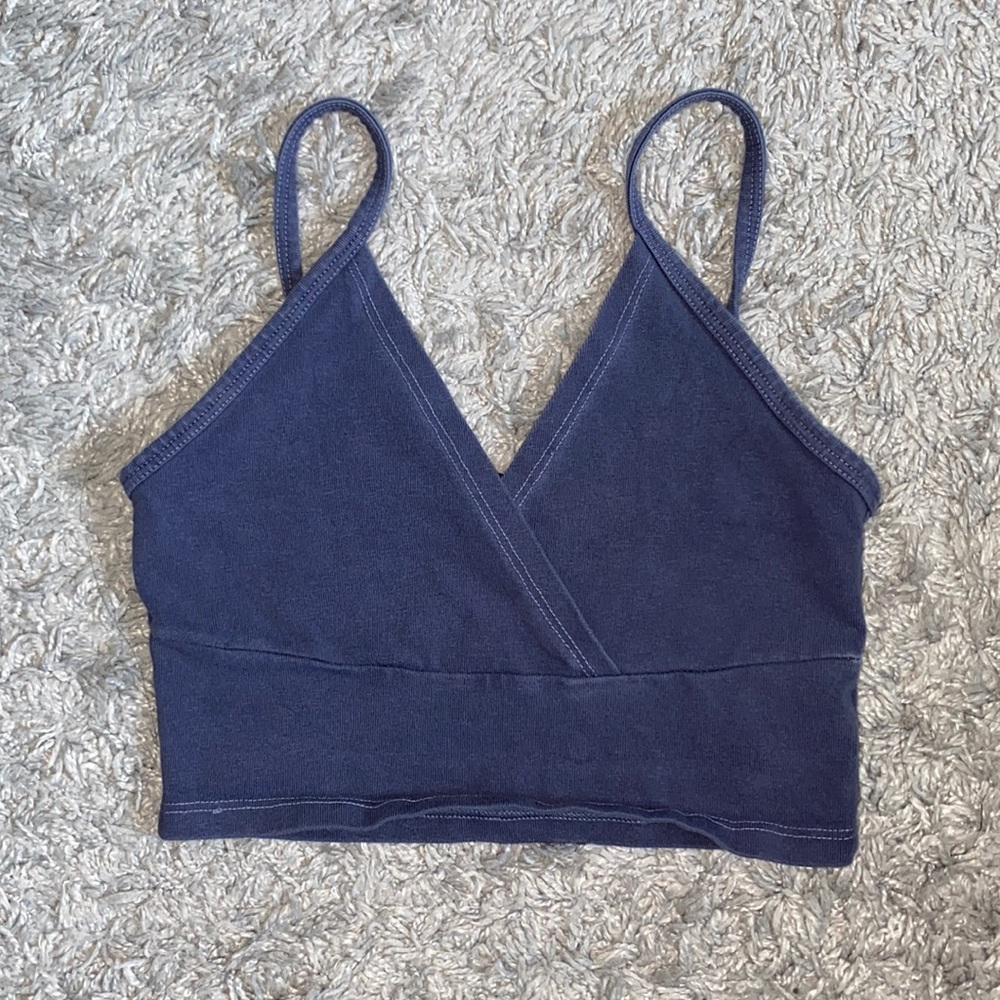 Brandy Melville cropped top
